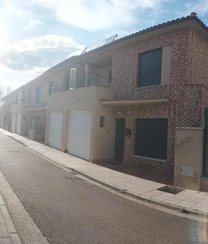 Adosada en venta en Paracuellos de Jiloca, Avenida Valencia, 50342 photo 0