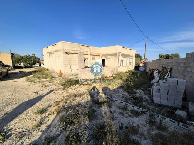 Chalet en venta en Alicante, La Alcoraya photo 0
