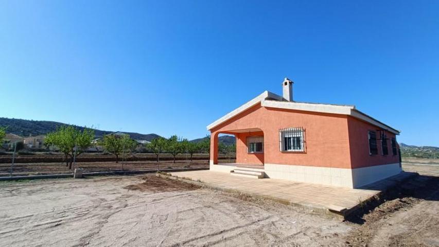 Chalet en venta en Hondon de los Frailes photo 0