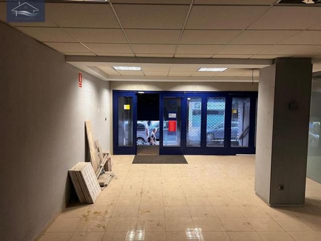 Local comercial en venta en Alicante, San blas photo 0