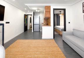Apartamento en venta en Guardamar del Segura, Pueblo photo 0