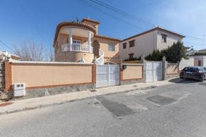 Casa en venta en Alhendín, Urb. el arenal photo 0