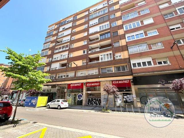 Piso en venta en Valladolid photo 0