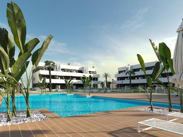 Apartamento en venta en Guardamar del Segura photo 0