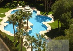 Apartamento en venta en Orihuela Costa, Campoamor photo 0