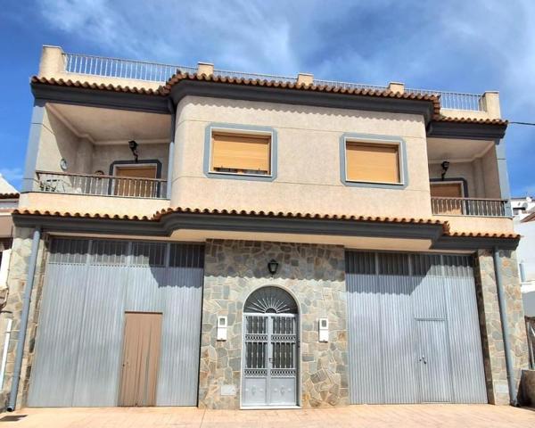 Casa en venta en Laujar de Andarax, South of spain photo 0