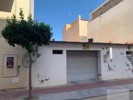 Terreno en venta en Guardamar del Segura, Zona Pueblo photo 0