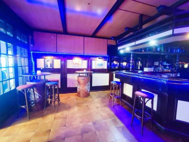 Local comercial en venta en Torremolinos, Centro photo 0