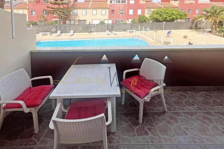 Apartamento en venta en Costa del Silencio, Calle Chasna, 38630 photo 0