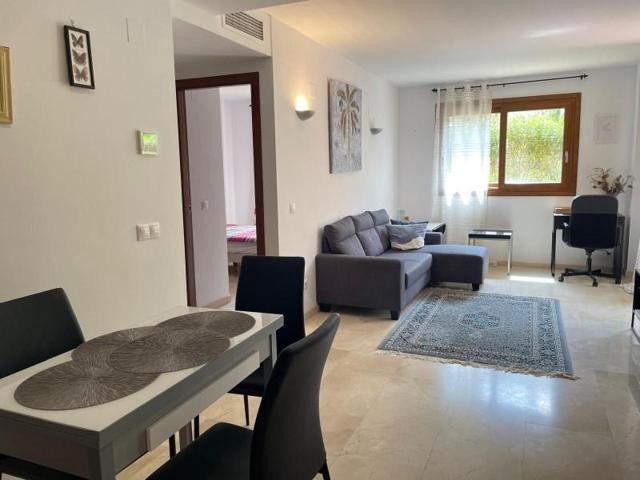 Apartamento en venta en Torrevieja, Punta prima photo 0