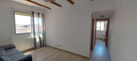 Piso en venta en Madrid, Ciudad Lineal - Pueblo Nuevo photo 0