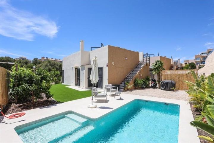 Chalet en venta en Orihuela Costa photo 0