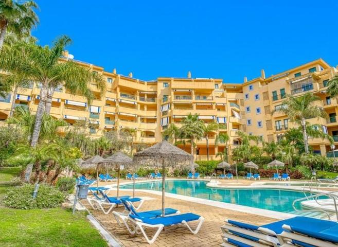Apartamento en venta en San Pedro de Alcántara photo 0
