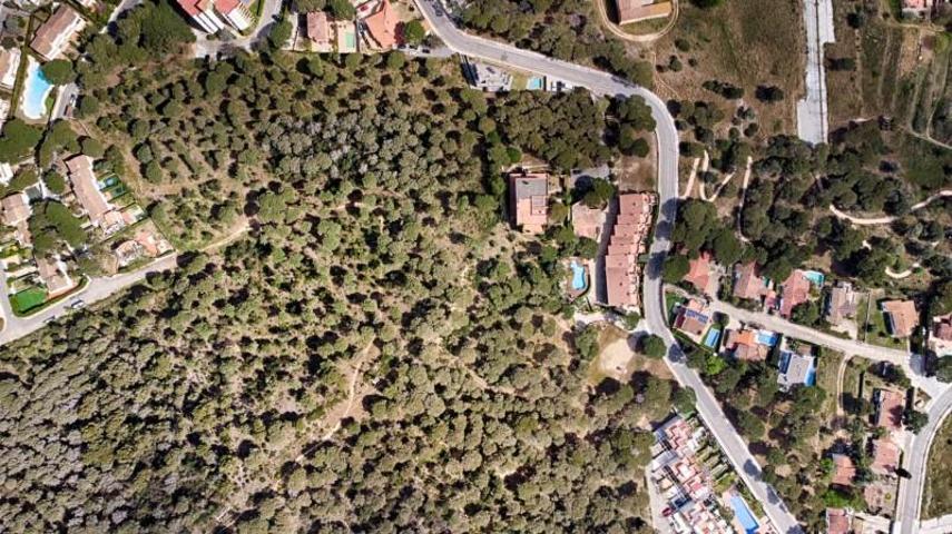 Parcela en venta en Castell-Platja d'Aro, S´Agaró photo 0