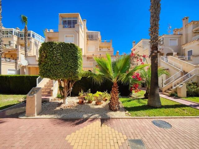 Bungalow en venta en Orihuela Costa photo 0