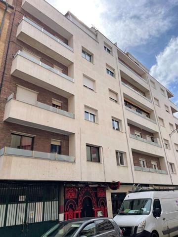 Piso en venta en Salamanca, Calle Pollo Martín, 37005 photo 0