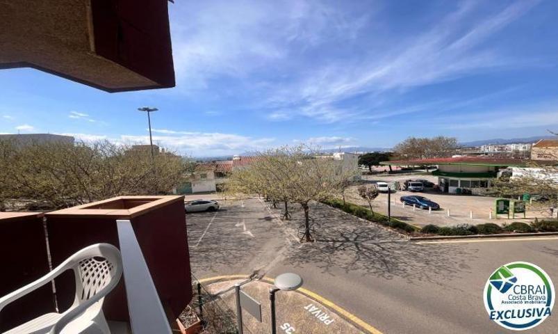Apartamento en venta en Roses, Puig Rom photo 0