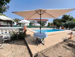 Chalet en venta en La Nucia, Montahud photo 0