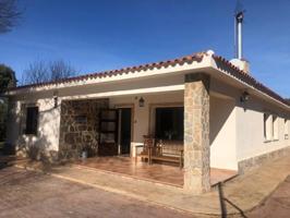Chalet en venta en Elda photo 0