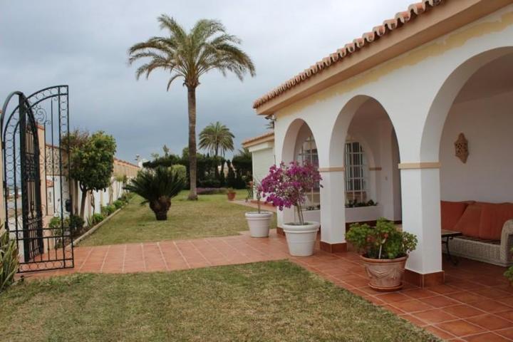 Chalet en venta en Marbella, Marbella photo 0