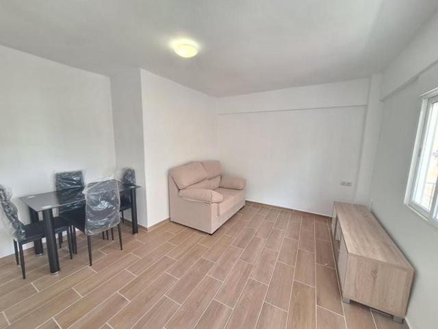 Piso en venta en Alicante, Colonia requena photo 0