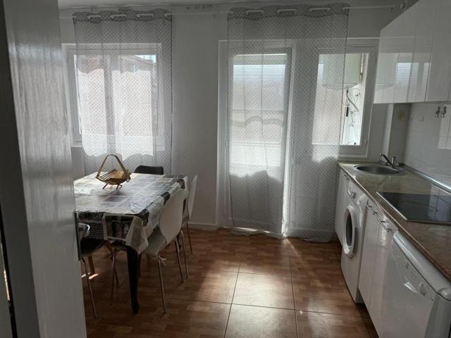 Apartamento en venta en Alicante photo 0