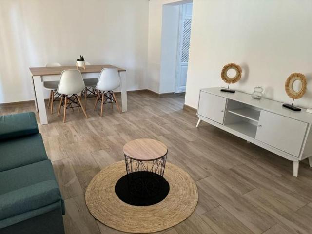 Duplex en venta en Alicante photo 0