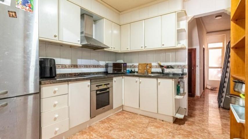Casa en venta en Piles photo 0