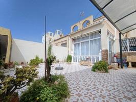 Adosada en venta en Torrevieja, La Siesta - El Salado - Torreta photo 0