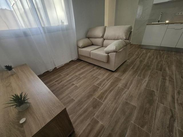Apartamento en venta en Alicante photo 0