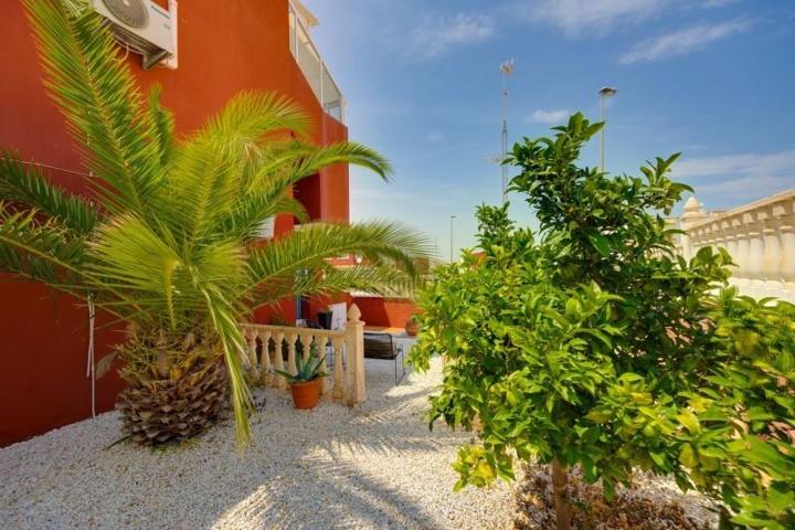 Adosada en venta en Orihuela, Baix Segura photo 0
