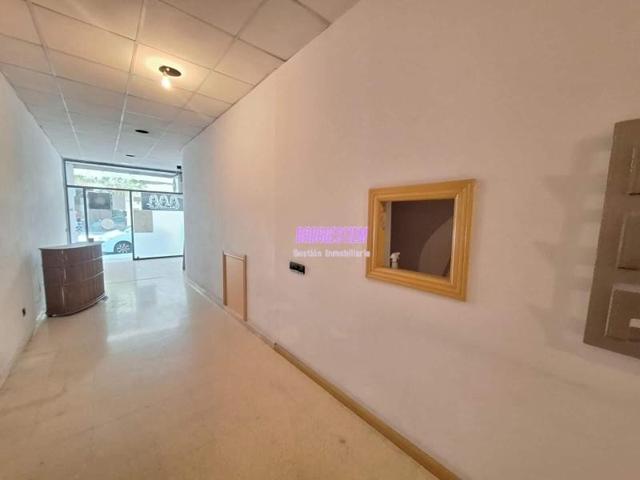 Local comercial en venta en Badalona, Centro photo 0