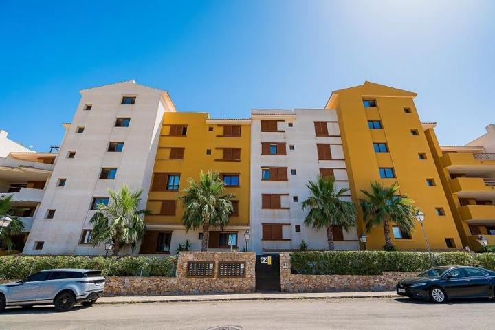 Apartamento en venta en Orihuela Costa photo 0