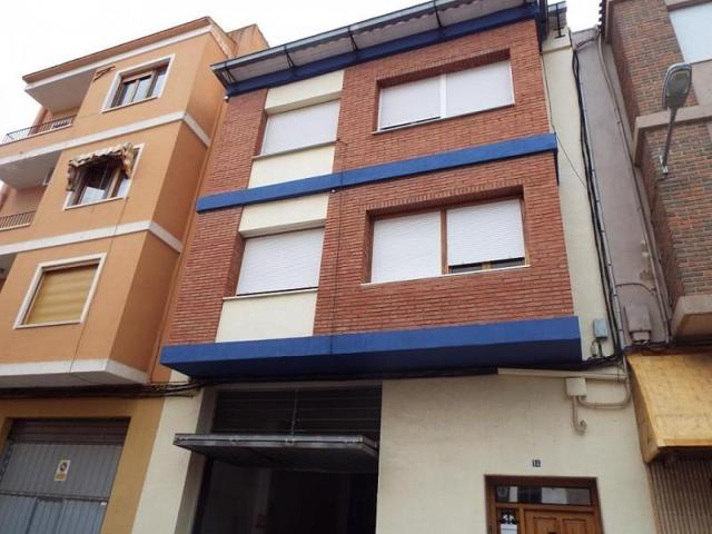 Adosada en venta en Caudete photo 0