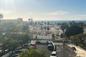 Apartamento en venta en Playa de las Américas, Calle Venezuela, 38660 photo 0