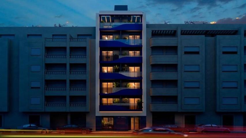 Apartamento en venta en Torrevieja photo 0
