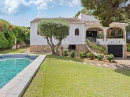 Chalet en venta en Jávea-Xàbia photo 0