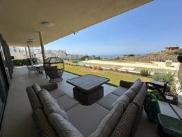 Planta baja en venta en Benalmádena, Higuerón photo 0