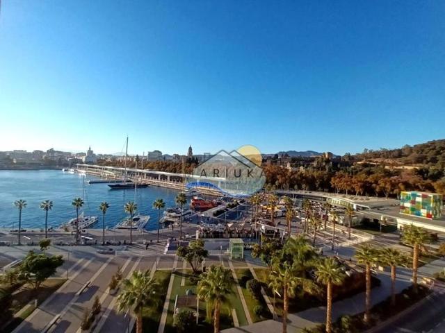 Piso en venta en Málaga, Paseo de la Farola, 29016 photo 0