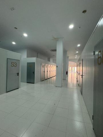 Local comercial en venta en Denia photo 0