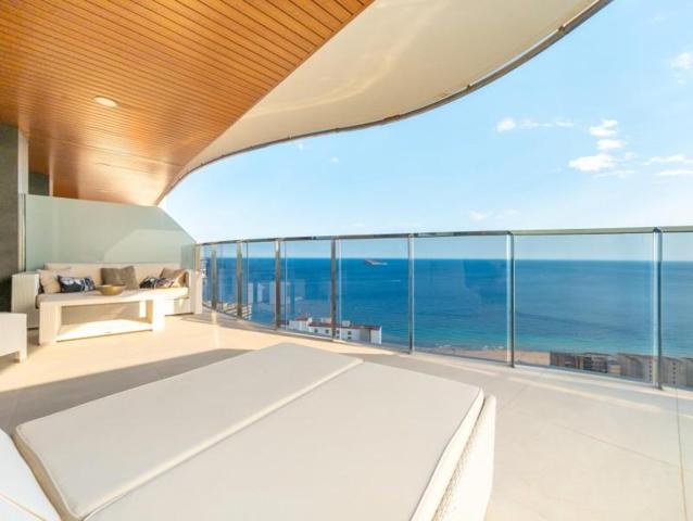 Apartamento en venta en Benidorm, Pueblo Poniente photo 0