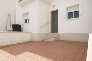 Adosada en venta en Els Poblets photo 0