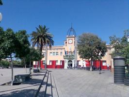 Edificio en venta en Santa Coloma de Gramenet, Santa rosa photo 0