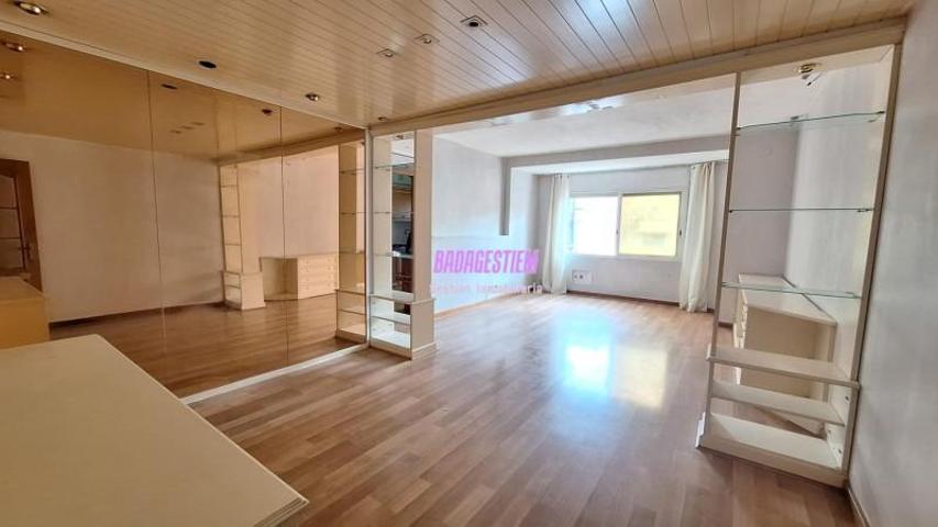 Piso en venta en Badalona, Pep ventura photo 0
