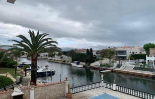 Chalet en venta en Empuriabrava photo 0