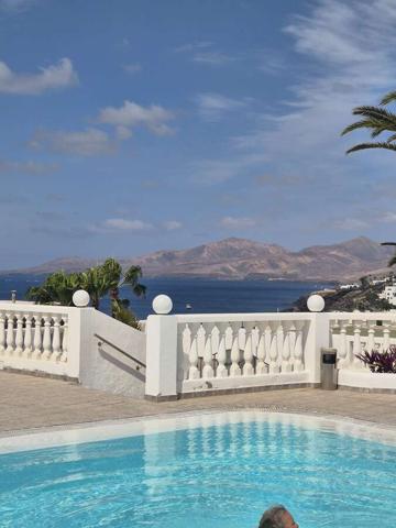 Apartamento en venta en Puerto del Carmen, Puerto del Carmen photo 0