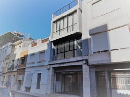 Edificio en venta en Alzira, CENTRO photo 0