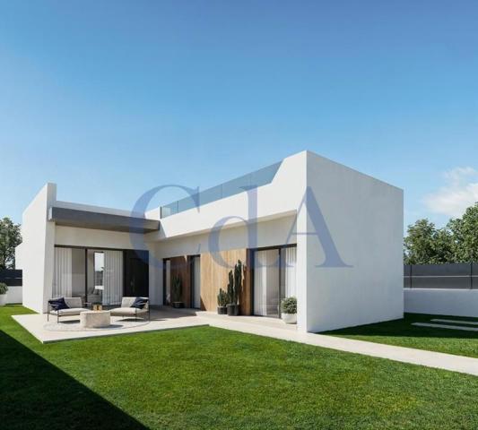 Chalet en venta en San Miguel de Salinas photo 0