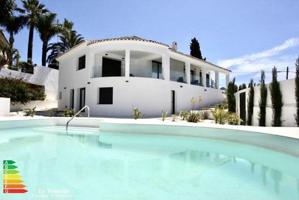 Chalet en alquiler en Marbella, Marbella Este - El Rosario photo 0
