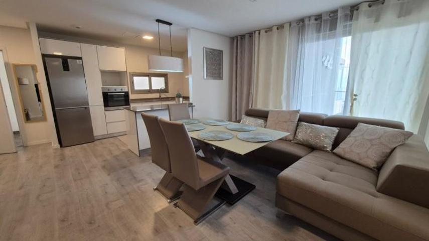 Apartamento en venta en Orihuela photo 0